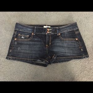 NWOT Dark wash denim shorts